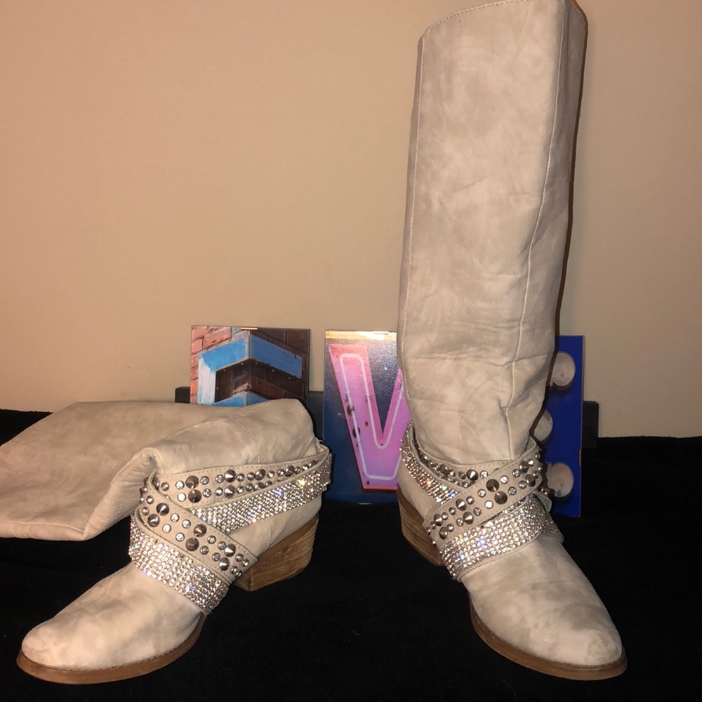 Cream stud boots